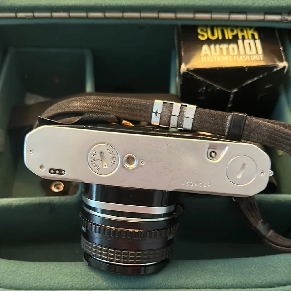 Black Professional Telephoto Camera Lens